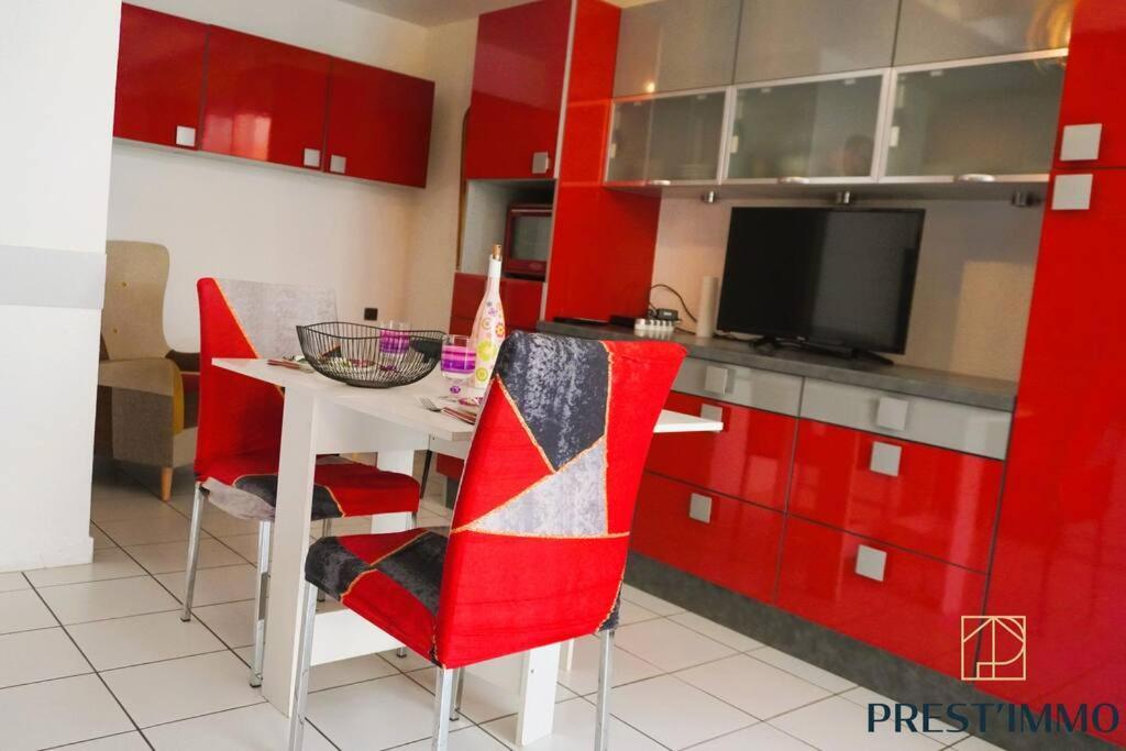 L'Azur 4 Pers Clim Parking Acces Plage Direct Le Barcares Exterior photo