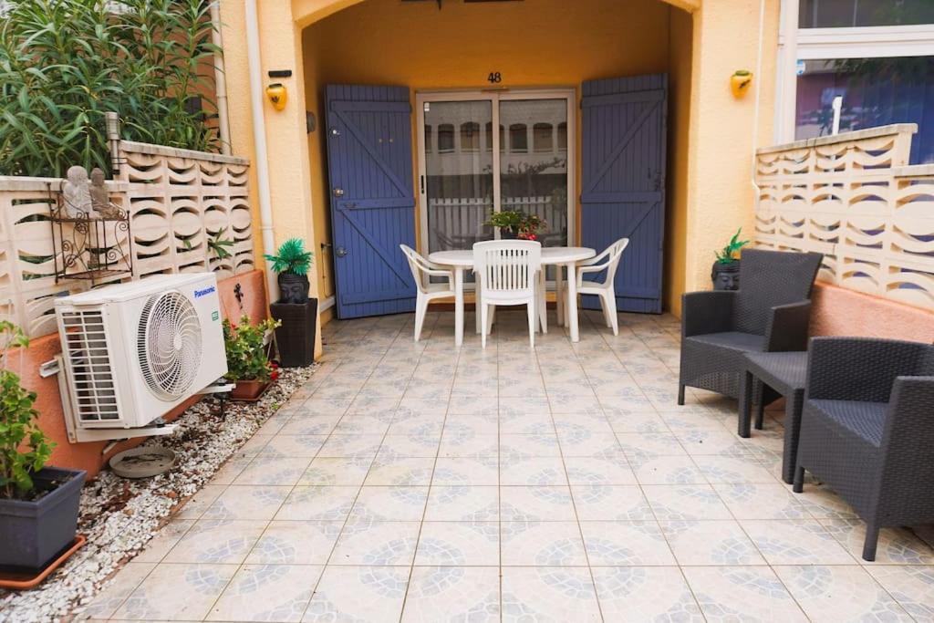 L'Azur 4 Pers Clim Parking Acces Plage Direct Le Barcares Exterior photo